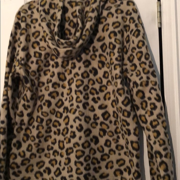 UNISEX UO FLEECE LEOPARD HOODED PULLOVER - Picture 10 of 15